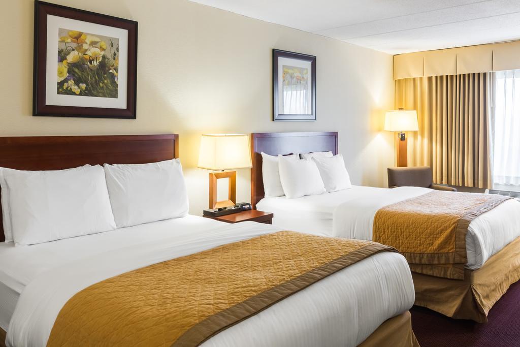 Clarion Hotel Somerset - New Brunswick Εξωτερικό φωτογραφία