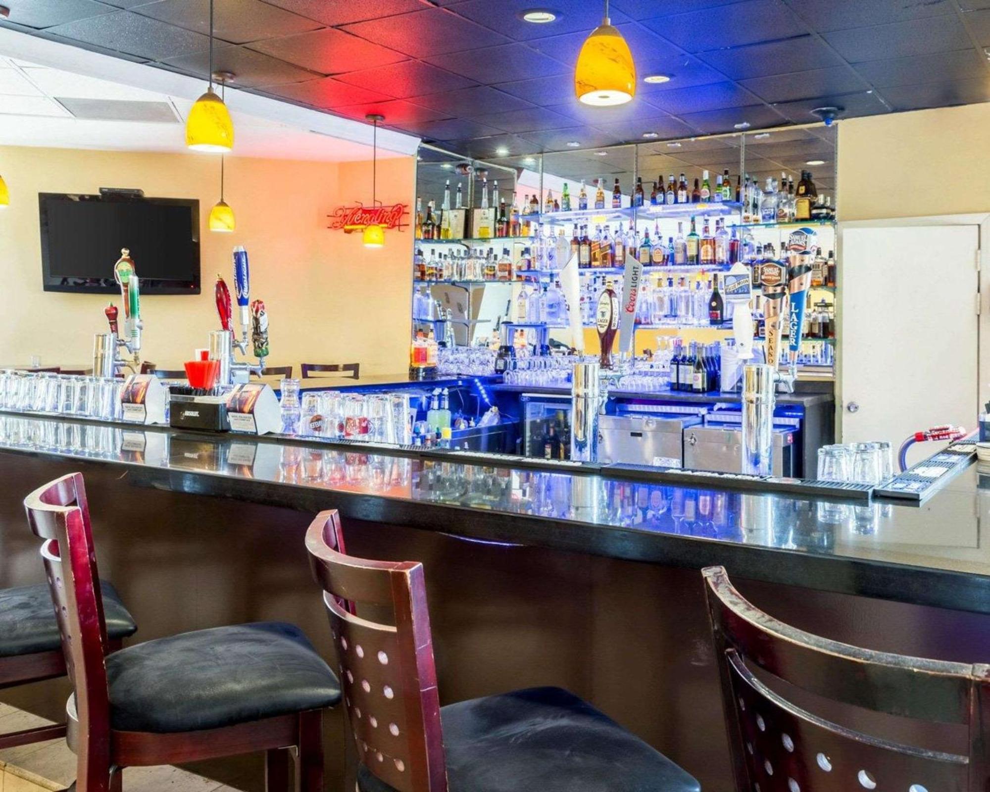 Clarion Hotel Somerset - New Brunswick Εξωτερικό φωτογραφία